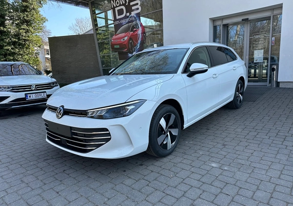 Volkswagen Passat cena 179900 przebieg: 10, rok produkcji 2024 z Bolków małe 436